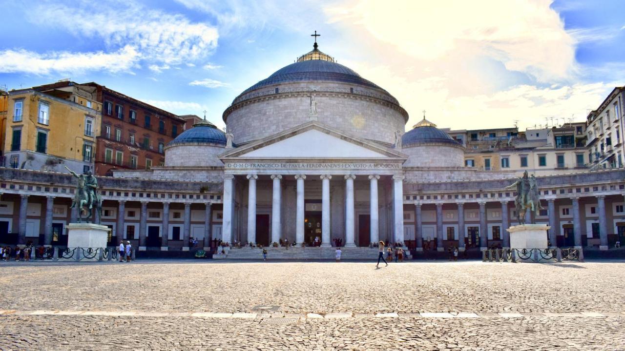 Grande & Caratteristico Dietro La Cattedrale 나폴리 외부 사진